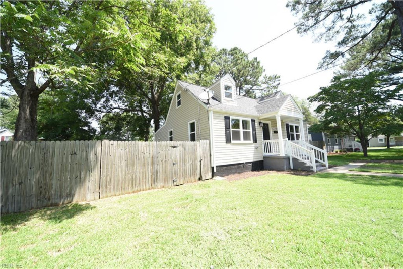 Photo 2 of 40 residential for sale in Norfolk virginia Photo 2 of 40 residential for sale in Norfolk virginia