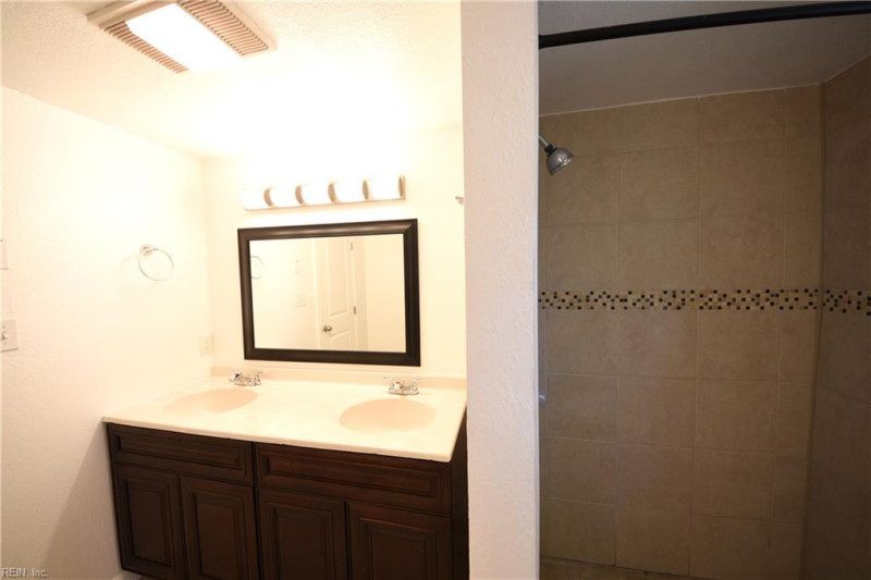 Photo 31 of 40 residential for sale in Norfolk virginia Photo 31 of 40 residential for sale in Norfolk virginia