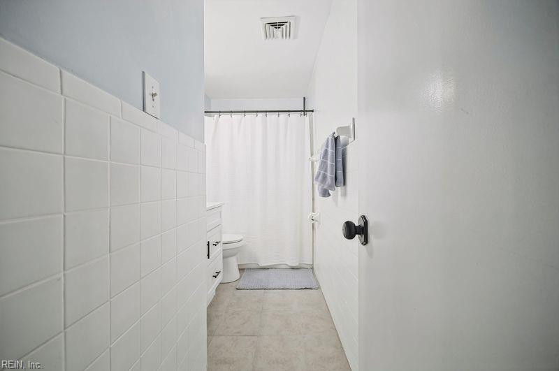 Photo 24 of 37 residential for sale in Virginia Beach virginia