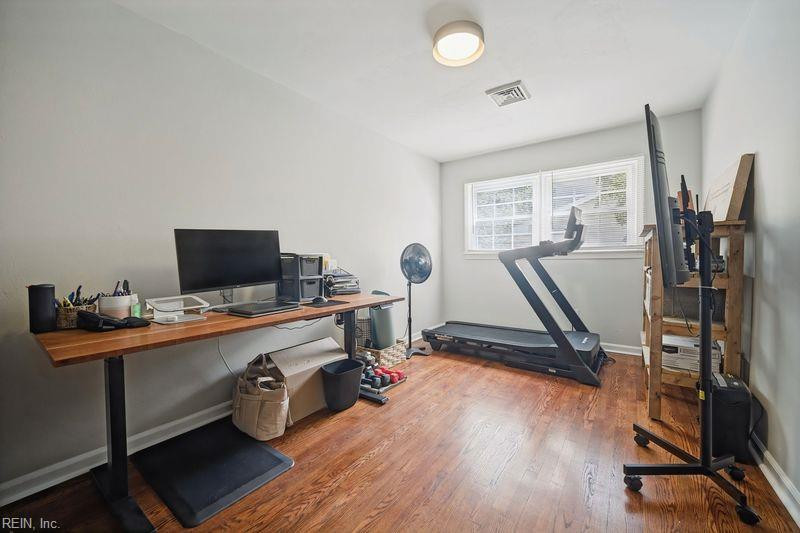 Photo 26 of 37 residential for sale in Virginia Beach virginia