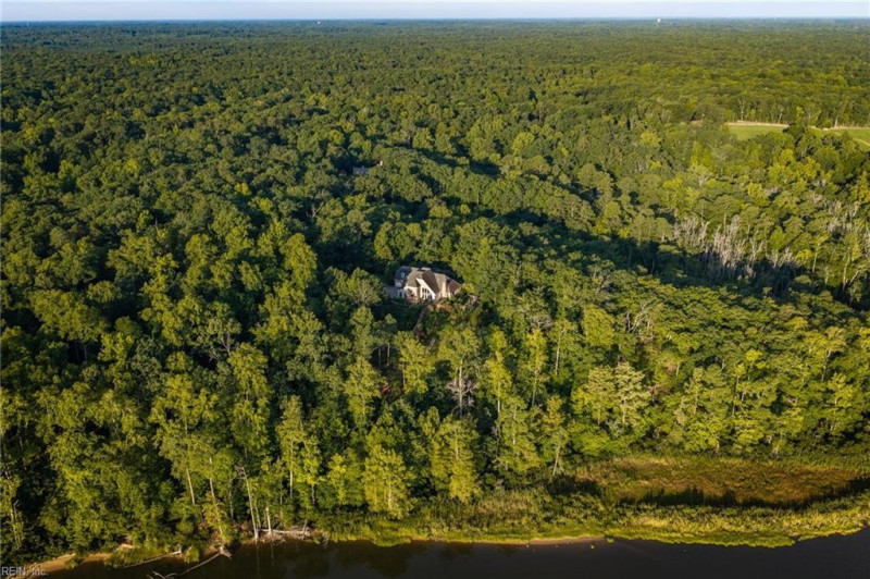Photo 49 of 50 residential for sale in James City County virginia