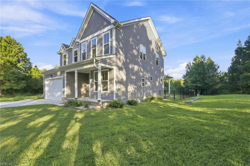 Photo 3 of 47 residential for sale in Chesapeake virginia Photo 3 of 47 residential for sale in Chesapeake virginia