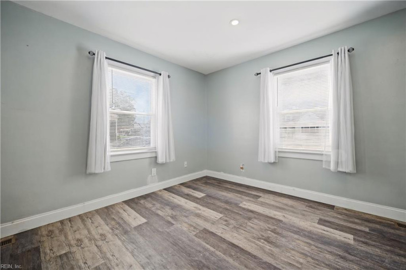 Photo 8 of 38 residential for sale in Norfolk virginia Photo 8 of 38 residential for sale in Norfolk virginia
