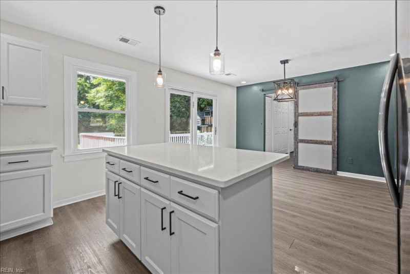 Photo 14 of 46 residential for sale in Suffolk virginia