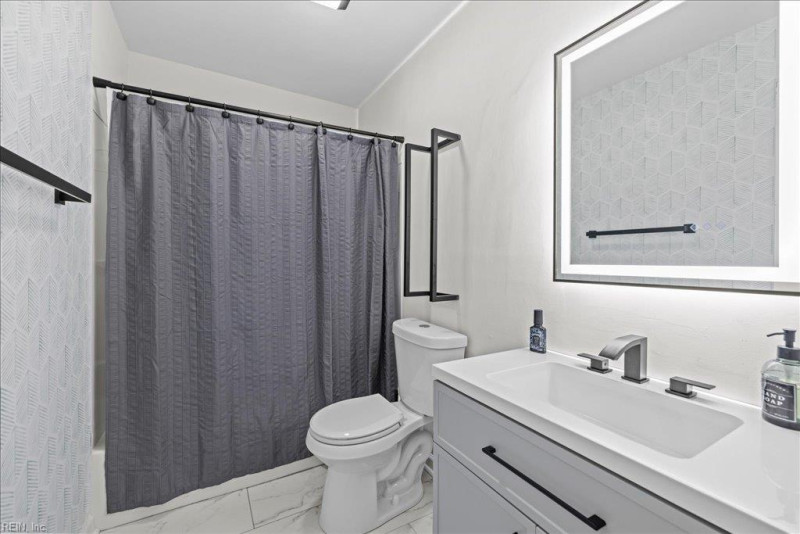 Photo 29 of 46 residential for sale in Suffolk virginia