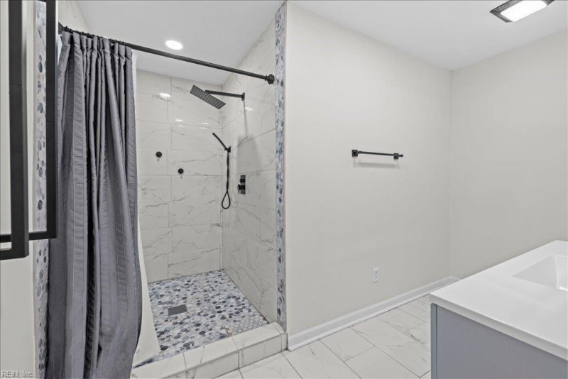 Photo 36 of 46 residential for sale in Suffolk virginia