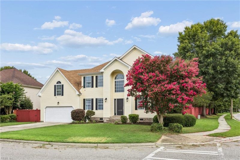 Photo 11 of 49 residential for sale in Chesapeake virginia Photo 11 of 49 residential for sale in Chesapeake virginia