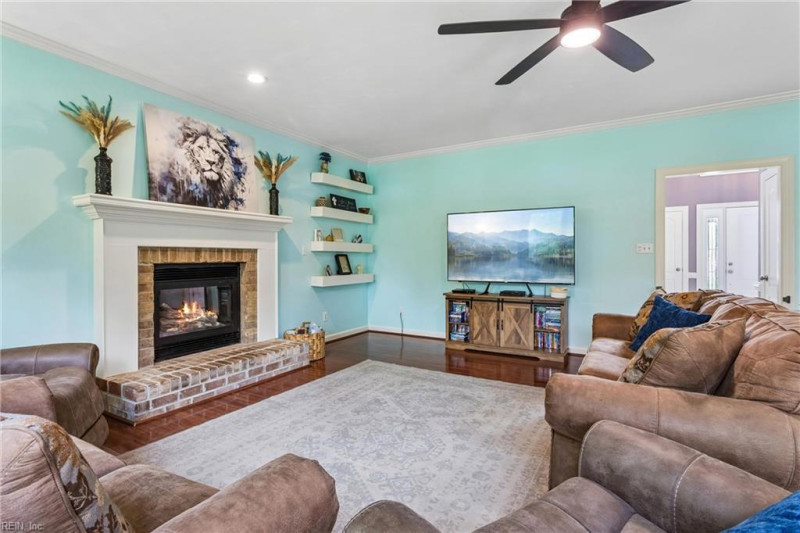 Photo 19 of 49 residential for sale in Chesapeake virginia Photo 19 of 49 residential for sale in Chesapeake virginia