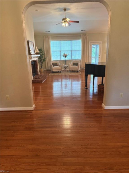 Photo 21 of 49 residential for sale in Suffolk virginia