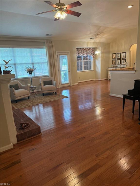 Photo 23 of 49 residential for sale in Suffolk virginia