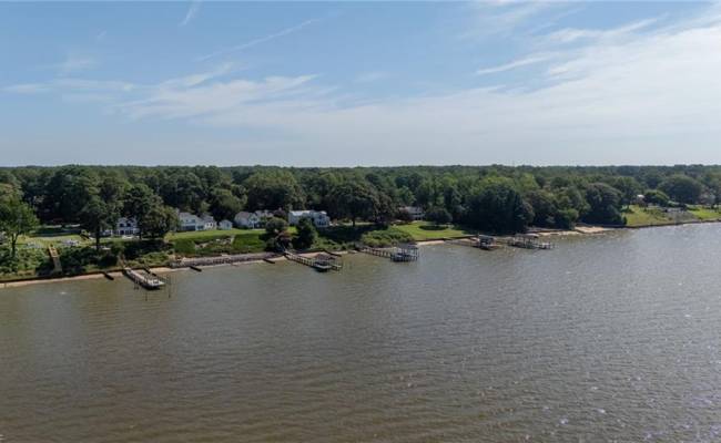 803 Riverside Drive, Newport News, VA 23606
