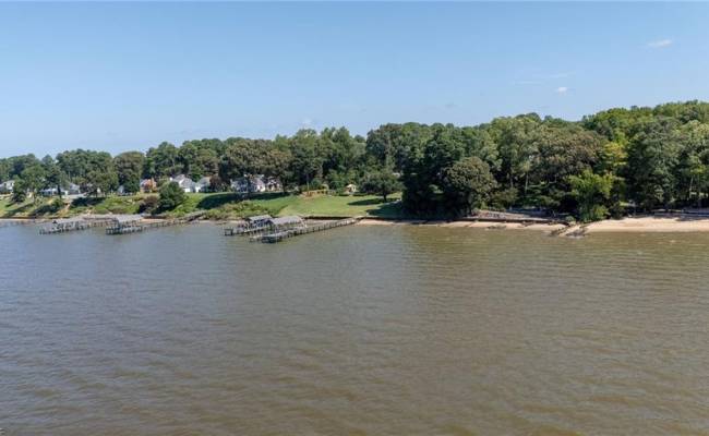 803 Riverside Drive, Newport News, VA 23606