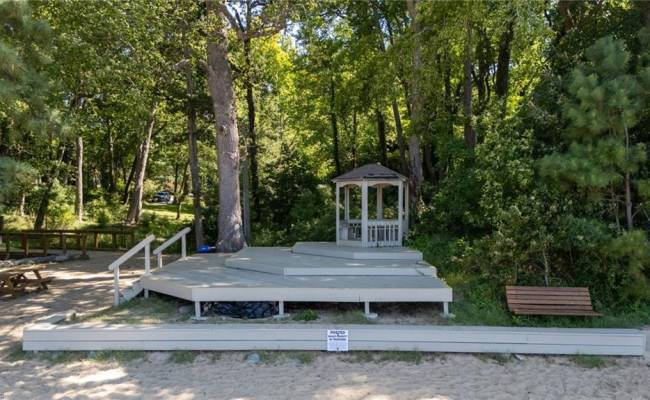803 Riverside Drive, Newport News, VA 23606