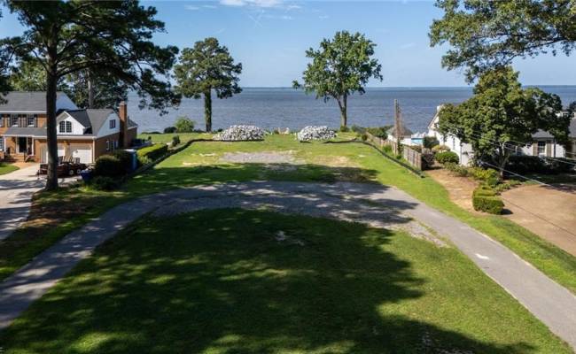 803 Riverside Drive, Newport News, VA 23606