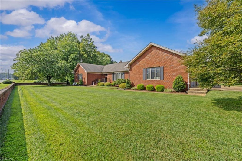 Photo 3 of 48 residential for sale in Suffolk virginia Photo 3 of 48 residential for sale in Suffolk virginia