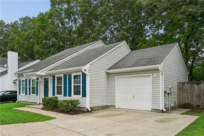Photo 3 of 31 residential for sale in Newport News virginia Photo 3 of 31 residential for sale in Newport News virginia