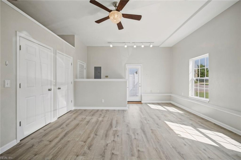 Photo 14 of 40 residential for sale in Suffolk virginia Photo 14 of 40 residential for sale in Suffolk virginia