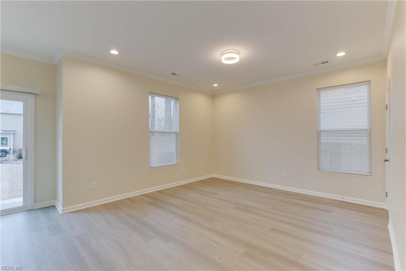 Photo 13 of 32 residential for sale in Norfolk virginia Photo 13 of 32 residential for sale in Norfolk virginia