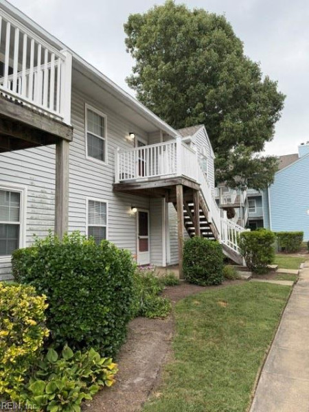 Photo 1 of 31 residential for sale in Virginia Beach virginia