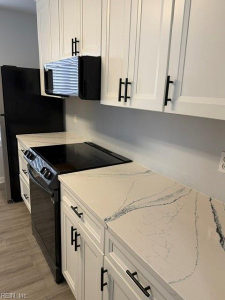 Photo 17 of 31 residential for sale in Virginia Beach virginia