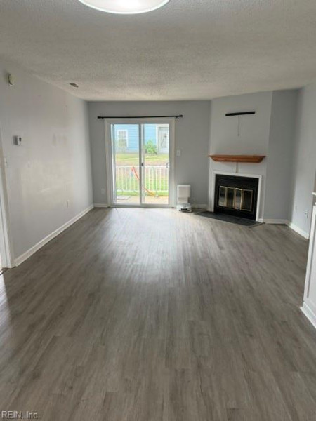 Photo 6 of 31 residential for sale in Virginia Beach virginia