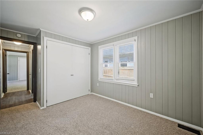 Photo 12 of 36 residential for sale in Norfolk virginia
