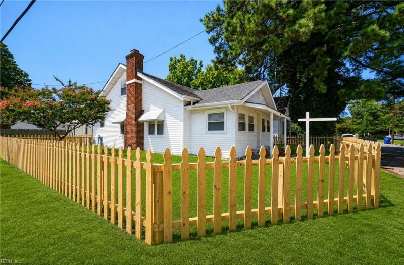 Photo 2 of 36 residential for sale in Norfolk virginia