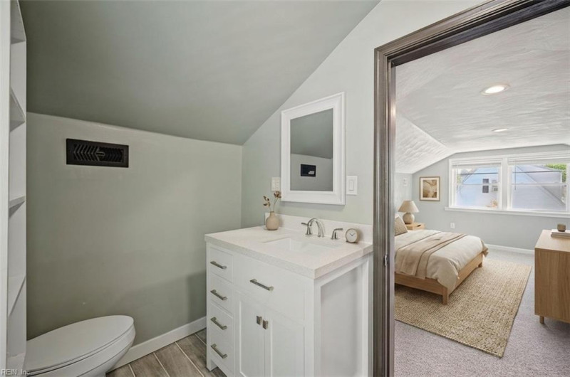 Photo 20 of 36 residential for sale in Norfolk virginia