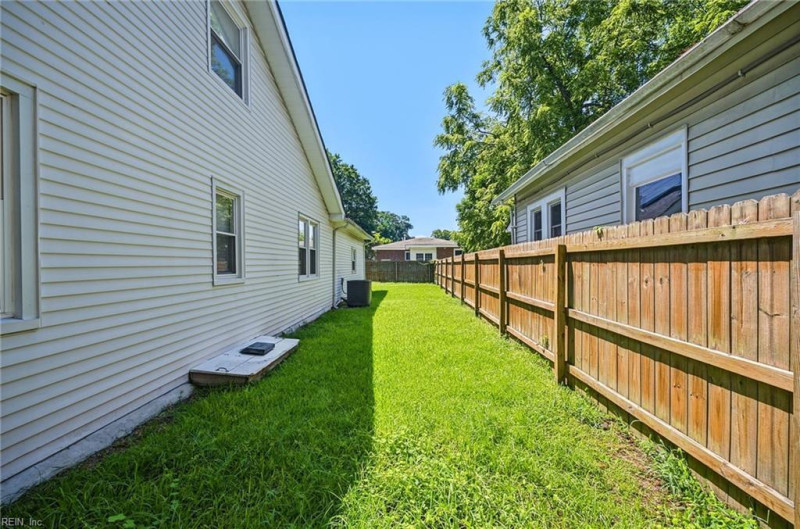 Photo 26 of 36 residential for sale in Norfolk virginia