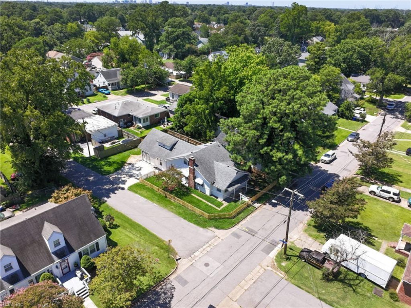Photo 33 of 36 residential for sale in Norfolk virginia