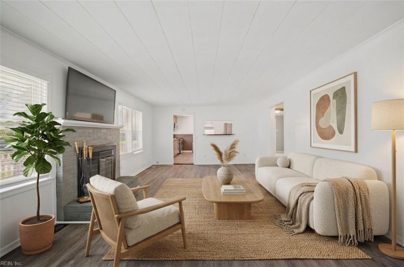 Photo 6 of 36 residential for sale in Norfolk virginia