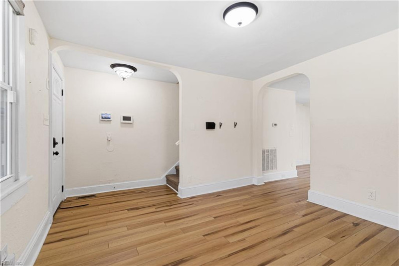Photo 28 of 41 residential for sale in Norfolk virginia