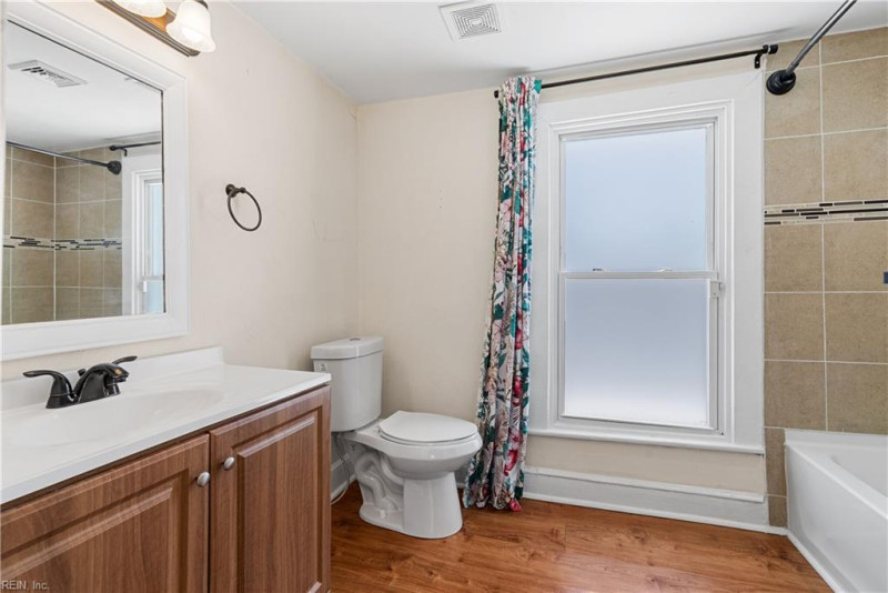 Photo 29 of 41 residential for sale in Norfolk virginia