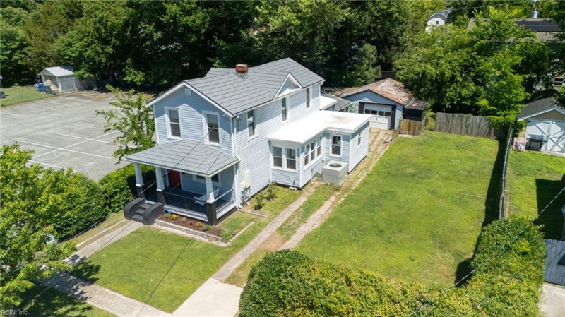 Photo 3 of 41 residential for sale in Norfolk virginia