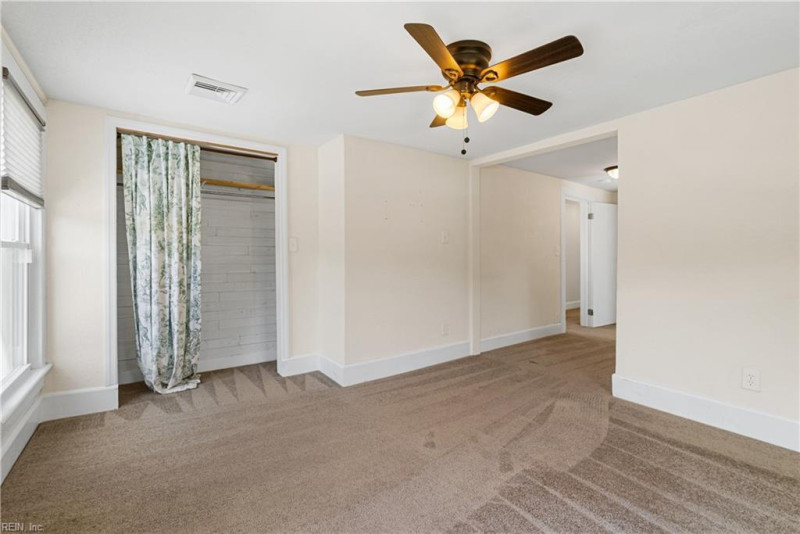Photo 31 of 41 residential for sale in Norfolk virginia