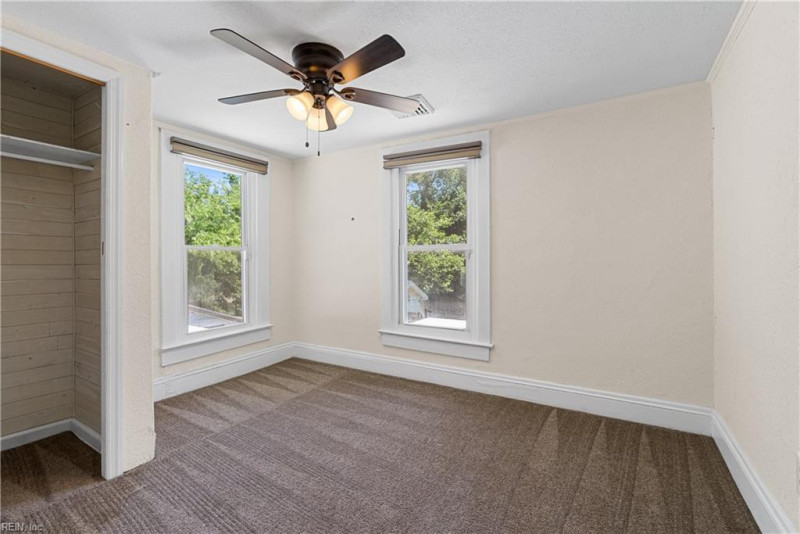 Photo 34 of 41 residential for sale in Norfolk virginia