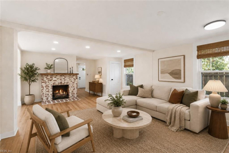 Photo 9 of 41 residential for sale in Norfolk virginia