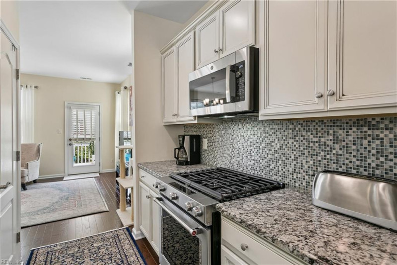 Photo 13 of 49 residential for sale in Williamsburg virginia