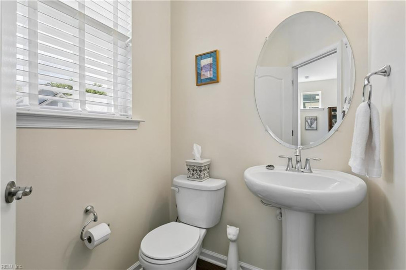 Photo 18 of 49 residential for sale in Williamsburg virginia