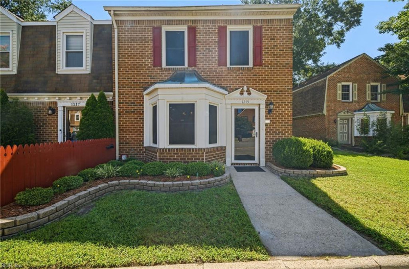 Photo 1 of 19 residential for sale in Chesapeake virginia