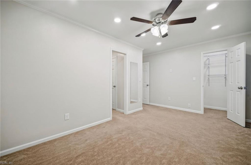 Photo 10 of 19 residential for sale in Chesapeake virginia
