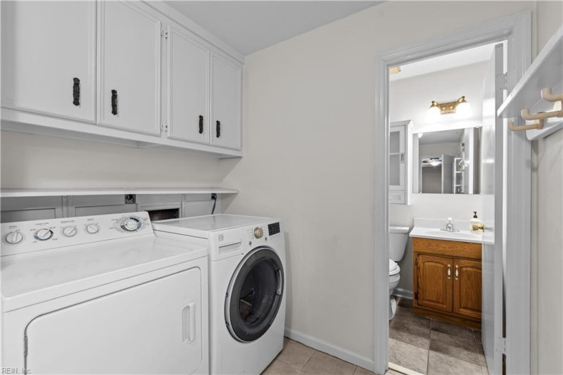 Photo 19 of 47 residential for sale in Virginia Beach virginia