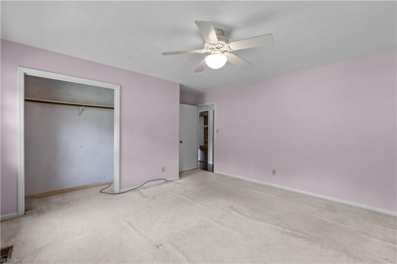 Photo 25 of 47 residential for sale in Virginia Beach virginia