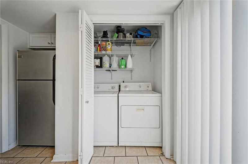 Photo 12 of 49 residential for sale in Virginia Beach virginia