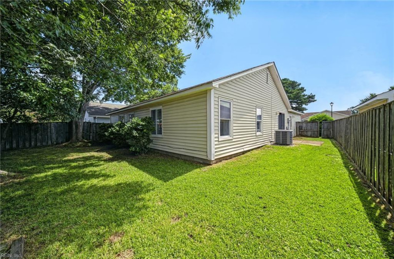 Photo 25 of 49 residential for sale in Virginia Beach virginia