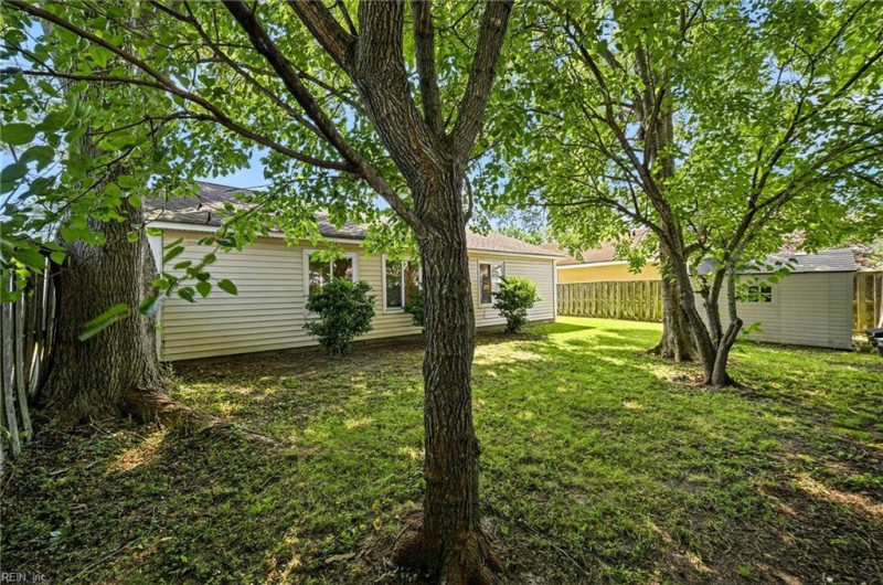 Photo 26 of 49 residential for sale in Virginia Beach virginia