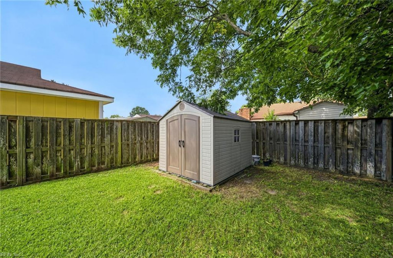 Photo 29 of 49 residential for sale in Virginia Beach virginia
