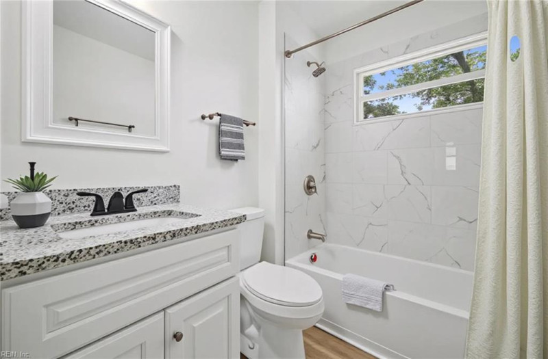 Photo 16 of 28 residential for sale in Hampton virginia