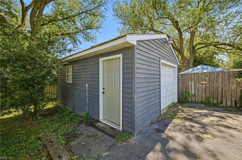 Photo 25 of 28 residential for sale in Hampton virginia