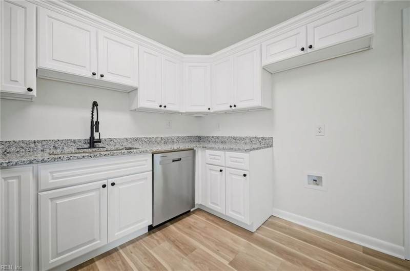 Photo 9 of 28 residential for sale in Hampton virginia